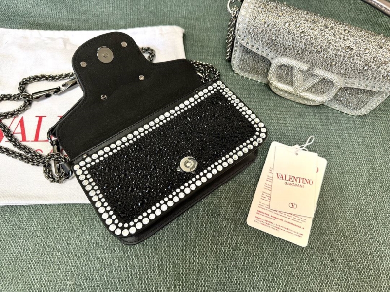 Va1e*ntin0 satchel bag